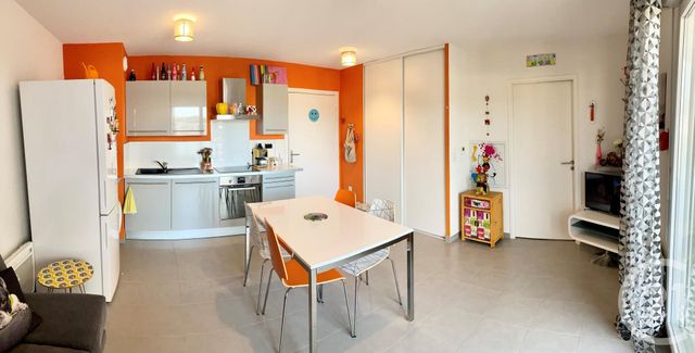 Appartement T2 &agrave; louer - 2 pi&egrave;ces - 38,70 m2 - Marseille - 13013 - PROVENCE-ALPES-COTE-D-AZUR