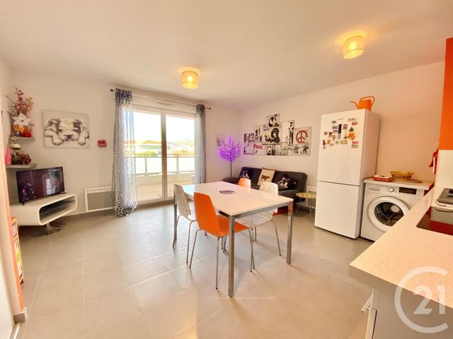Appartement T2 &agrave; louer - 2 pi&egrave;ces - 38,70 m2 - Marseille - 13013 - PROVENCE-ALPES-COTE-D-AZUR