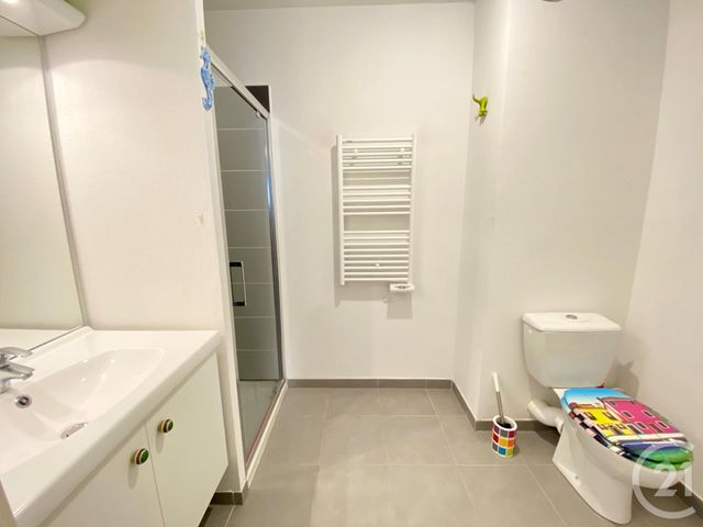 Appartement T2 &agrave; louer - 2 pi&egrave;ces - 38,70 m2 - Marseille - 13013 - PROVENCE-ALPES-COTE-D-AZUR