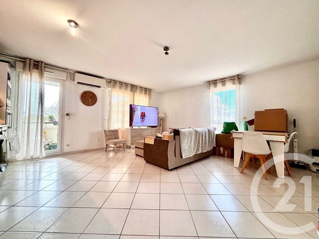 Appartement &agrave; louer - 3 pi&egrave;ces - 64,62 m2 - Marseille - 13013 - PROVENCE-ALPES-COTE-D-AZUR