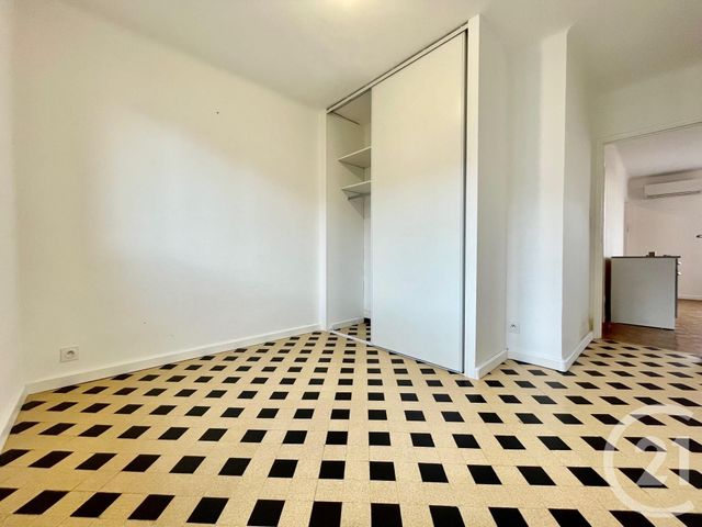 Appartement &agrave; louer - 3 pi&egrave;ces - 54,66 m2 - Marseille - 13012 - PROVENCE-ALPES-COTE-D-AZUR