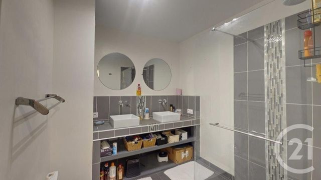 Appartement T2 &agrave; louer - 2 pi&egrave;ces - 40,72 m2 - Marseille - 13013 - PROVENCE-ALPES-COTE-D-AZUR