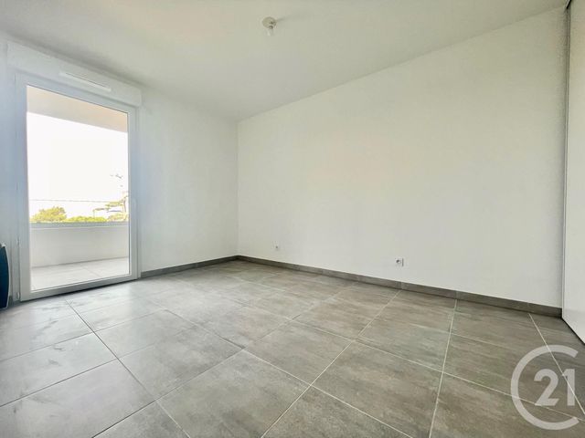 Appartement T2 &agrave; louer - 2 pi&egrave;ces - 36,93 m2 - Marseille - 13009 - PROVENCE-ALPES-COTE-D-AZUR