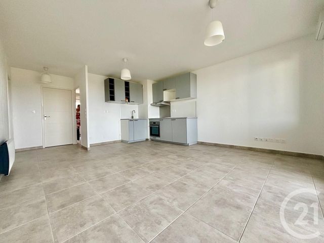 Appartement &agrave; louer - 3 pi&egrave;ces - 63,18 m2 - Marseille - 13014 - PROVENCE-ALPES-COTE-D-AZUR