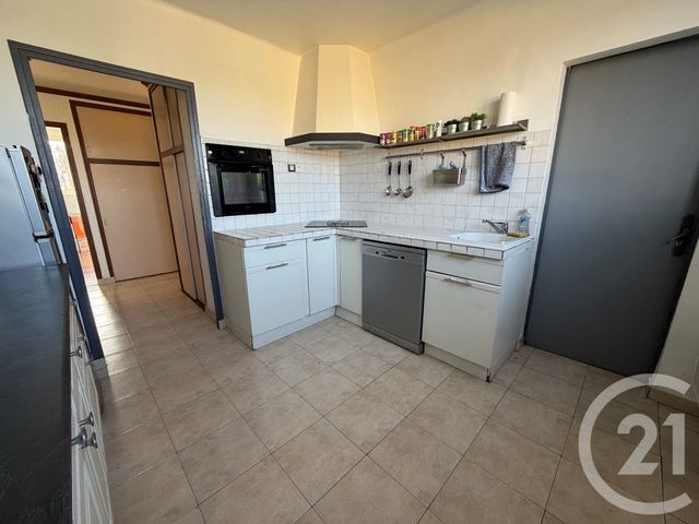 Appartement T4 &agrave; louer - 4 pi&egrave;ces - 68,41 m2 - Marseille - 13013 - PROVENCE-ALPES-COTE-D-AZUR