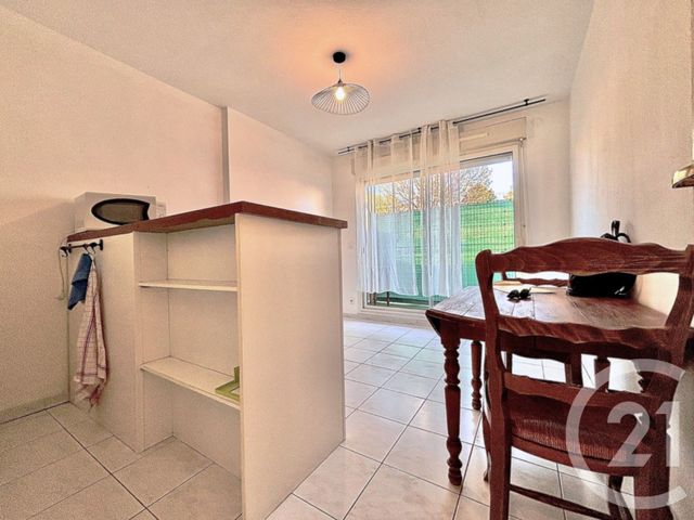 Appartement Studio &agrave; louer - 1 pi&egrave;ce - 17,63 m2 - Marseille - 13011 - PROVENCE-ALPES-COTE-D-AZUR