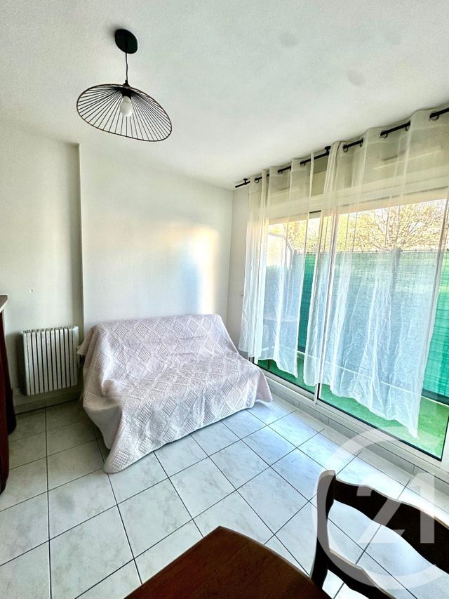 Appartement Studio &agrave; louer - 1 pi&egrave;ce - 17,63 m2 - Marseille - 13011 - PROVENCE-ALPES-COTE-D-AZUR