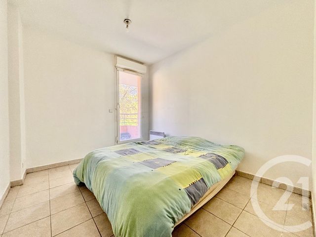 Appartement T4 &agrave; louer - 4 pi&egrave;ces - 84,38 m2 - Marseille - 13013 - PROVENCE-ALPES-COTE-D-AZUR