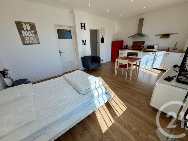 Appartement T1 &agrave; louer - 1 pi&egrave;ce - 32 m2 - Marseille - 13002 - PROVENCE-ALPES-COTE-D-AZUR