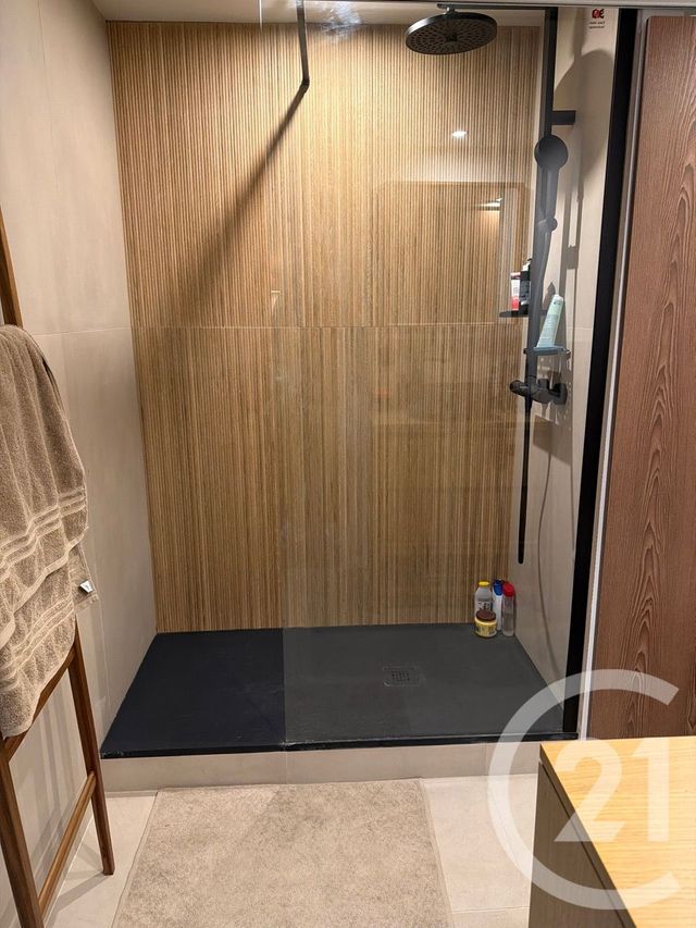Appartement T2 &agrave; louer - 2 pi&egrave;ces - 33,33 m2 - Marseille - 13008 - PROVENCE-ALPES-COTE-D-AZUR
