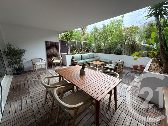 Appartement T2 &agrave; louer - 2 pi&egrave;ces - 33,33 m2 - Marseille - 13008 - PROVENCE-ALPES-COTE-D-AZUR