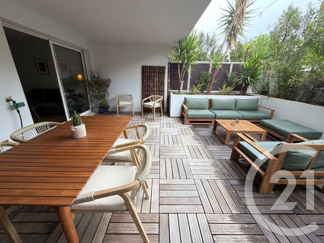 Appartement T2 &agrave; louer - 2 pi&egrave;ces - 33,33 m2 - Marseille - 13008 - PROVENCE-ALPES-COTE-D-AZUR