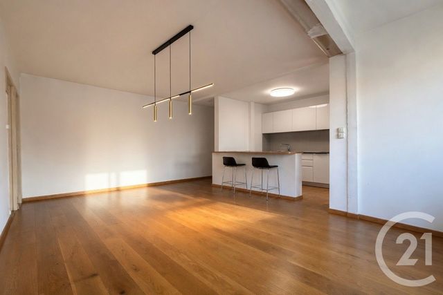 Appartement T2 &agrave; louer - 2 pi&egrave;ces - 42,44 m2 - Marseille - 13013 - PROVENCE-ALPES-COTE-D-AZUR
