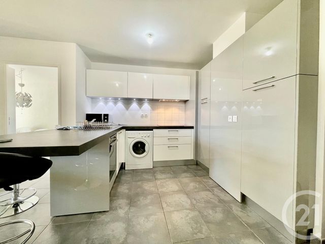 Appartement T2 &agrave; louer - 2 pi&egrave;ces - 42 m2 - Marseille - 13010 - PROVENCE-ALPES-COTE-D-AZUR