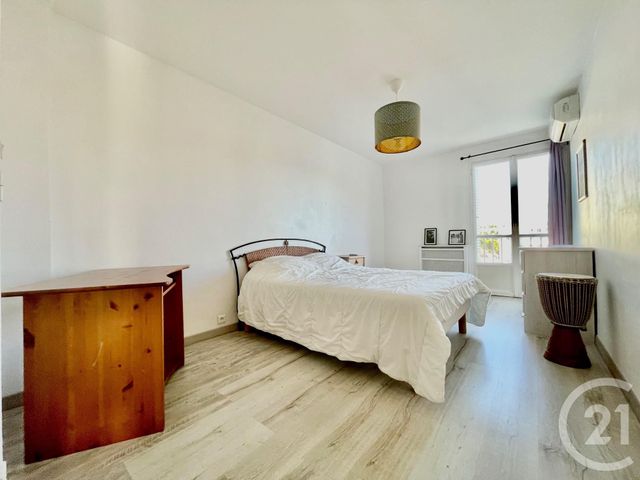 Appartement T4 &agrave; louer - 4 pi&egrave;ces - 87,76 m2 - Marseille - 13013 - PROVENCE-ALPES-COTE-D-AZUR