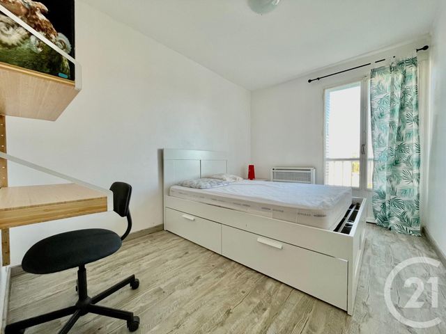 Appartement T4 &agrave; louer - 4 pi&egrave;ces - 87,76 m2 - Marseille - 13013 - PROVENCE-ALPES-COTE-D-AZUR