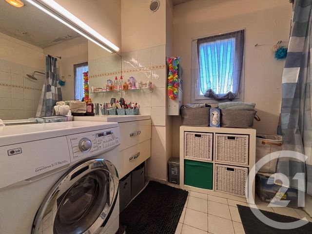 Appartement T3 &agrave; louer - 3 pi&egrave;ces - 71,23 m2 - Marseille - 13013 - PROVENCE-ALPES-COTE-D-AZUR