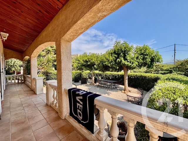 Maison &agrave; louer - 5 pi&egrave;ces - 127,33 m2 - Marseille - 13013 - PROVENCE-ALPES-COTE-D-AZUR