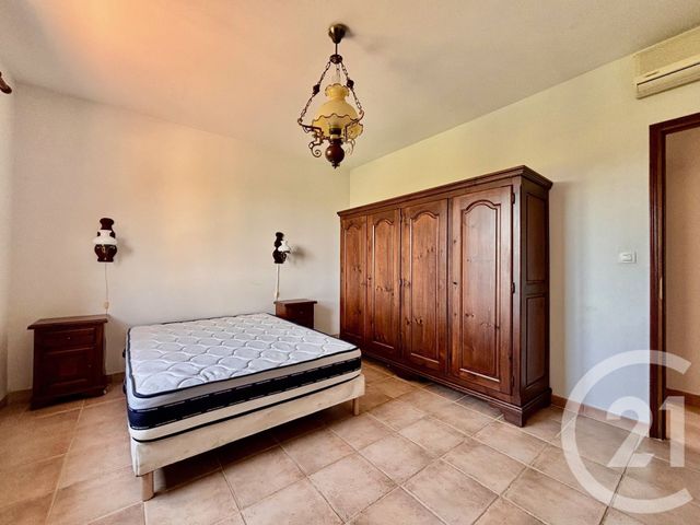 Maison &agrave; louer - 5 pi&egrave;ces - 127,33 m2 - Marseille - 13013 - PROVENCE-ALPES-COTE-D-AZUR