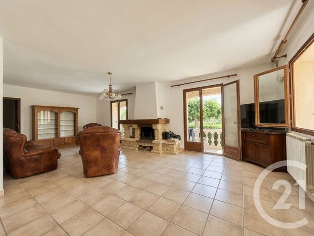Maison &agrave; louer - 5 pi&egrave;ces - 127,33 m2 - Marseille - 13013 - PROVENCE-ALPES-COTE-D-AZUR