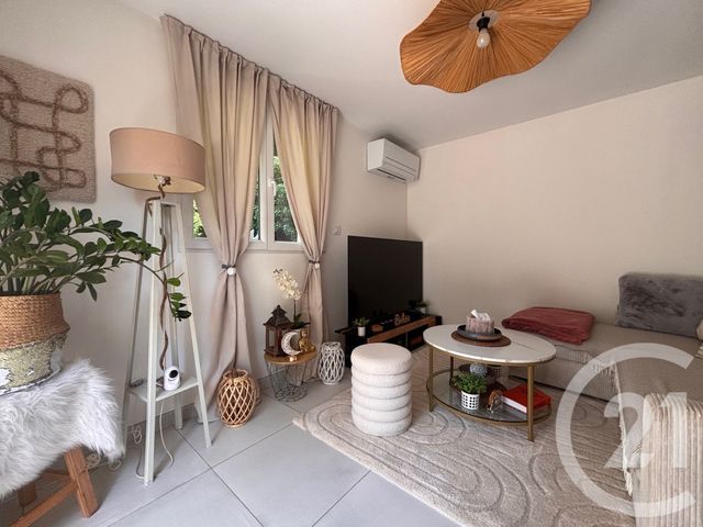 Appartement T2 &agrave; louer - 2 pi&egrave;ces - 54,46 m2 - Peypin - 13 - PROVENCE-ALPES-COTE-D-AZUR