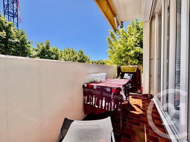 Appartement T2 &agrave; louer - 2 pi&egrave;ces - 39 m2 - Marseille - 13013 - PROVENCE-ALPES-COTE-D-AZUR