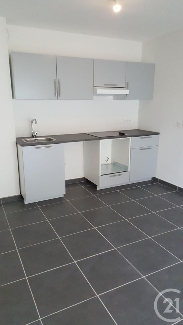 Appartement T3 &agrave; louer - 3 pi&egrave;ces - 57,31 m2 - Marseille - 13013 - PROVENCE-ALPES-COTE-D-AZUR