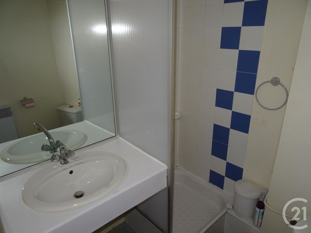 Appartement T2 &agrave; louer - 2 pi&egrave;ces - 29,08 m2 - Marseille - 13013 - PROVENCE-ALPES-COTE-D-AZUR