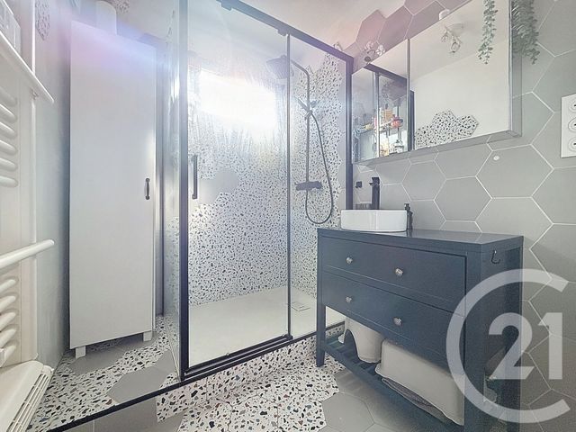 Appartement T3 &agrave; louer - 3 pi&egrave;ces - 67,11 m2 - Marseille - 13013 - PROVENCE-ALPES-COTE-D-AZUR
