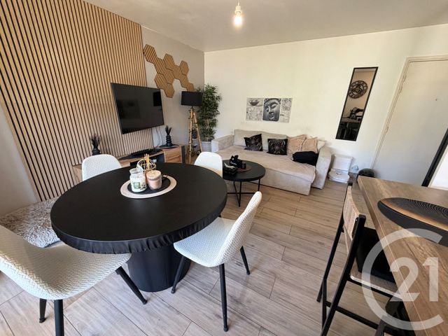 Appartement T3 &agrave; louer - 3 pi&egrave;ces - 55,96 m2 - Marseille - 13014 - PROVENCE-ALPES-COTE-D-AZUR