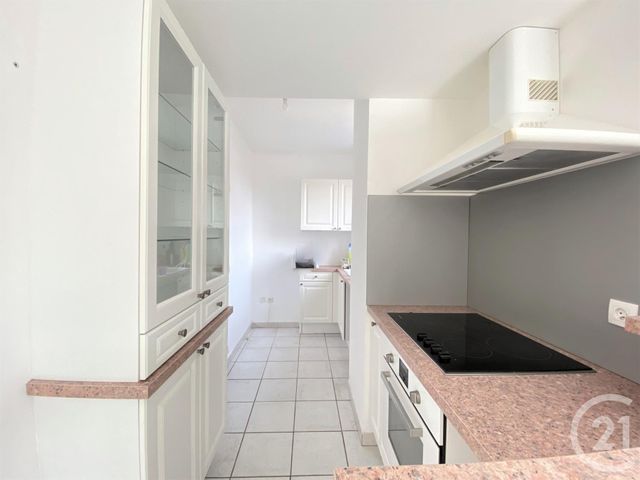 Appartement T3 &agrave; louer - 3 pi&egrave;ces - 79,69 m2 - Marseille - 13013 - PROVENCE-ALPES-COTE-D-AZUR