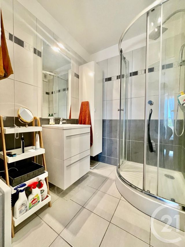 Appartement F2 &agrave; louer - 2 pi&egrave;ces - 41 m2 - Marseille - 13013 - PROVENCE-ALPES-COTE-D-AZUR