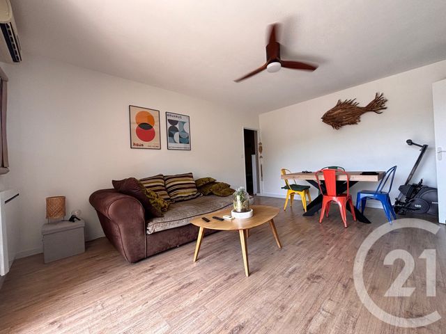 Appartement &agrave; louer - 2 pi&egrave;ces - 49,80 m2 - Marseille - 13009 - PROVENCE-ALPES-COTE-D-AZUR