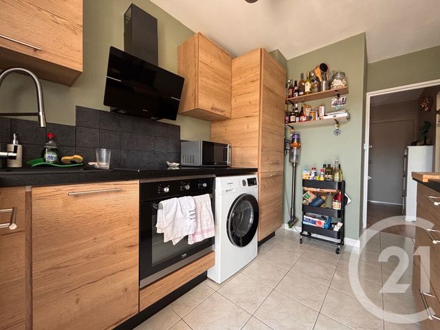Appartement &agrave; louer - 2 pi&egrave;ces - 49,80 m2 - Marseille - 13009 - PROVENCE-ALPES-COTE-D-AZUR