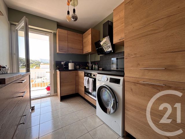 Appartement &agrave; louer - 2 pi&egrave;ces - 49,80 m2 - Marseille - 13009 - PROVENCE-ALPES-COTE-D-AZUR