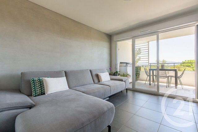 Appartement T3 &agrave; louer - 3 pi&egrave;ces - 55,60 m2 - Marseille - 13013 - PROVENCE-ALPES-COTE-D-AZUR