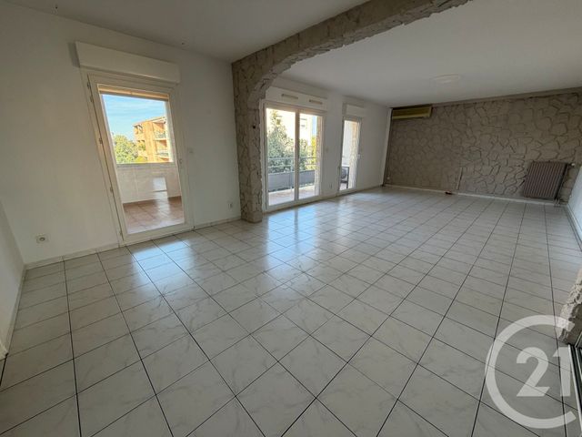Appartement T4 &agrave; louer - 4 pi&egrave;ces - 87,19 m2 - Marseille - 13013 - PROVENCE-ALPES-COTE-D-AZUR
