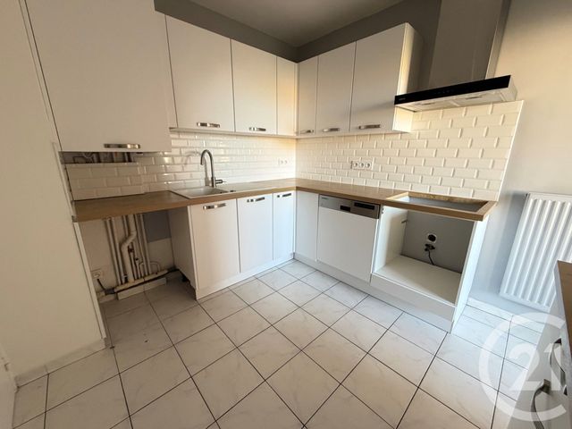 Appartement T4 &agrave; louer - 4 pi&egrave;ces - 87,19 m2 - Marseille - 13013 - PROVENCE-ALPES-COTE-D-AZUR