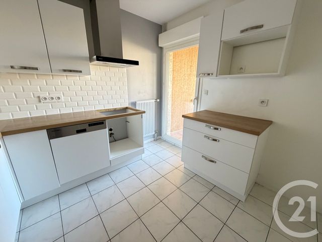 Appartement T4 &agrave; louer - 4 pi&egrave;ces - 87,19 m2 - Marseille - 13013 - PROVENCE-ALPES-COTE-D-AZUR