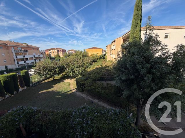 Appartement T4 &agrave; louer - 4 pi&egrave;ces - 87,19 m2 - Marseille - 13013 - PROVENCE-ALPES-COTE-D-AZUR
