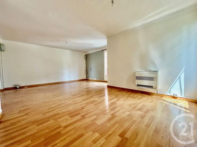 Appartement T3 &agrave; louer - 3 pi&egrave;ces - 72,68 m2 - Marseille - 13013 - PROVENCE-ALPES-COTE-D-AZUR