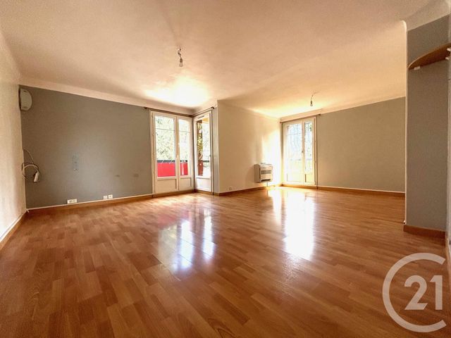 Appartement T3 &agrave; louer - 3 pi&egrave;ces - 72,68 m2 - Marseille - 13013 - PROVENCE-ALPES-COTE-D-AZUR