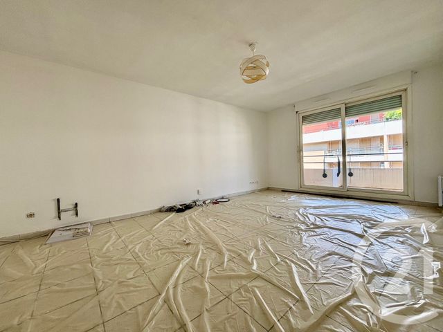 Appartement T2 &agrave; louer - 2 pi&egrave;ces - 47,83 m2 - Marseille - 13009 - PROVENCE-ALPES-COTE-D-AZUR