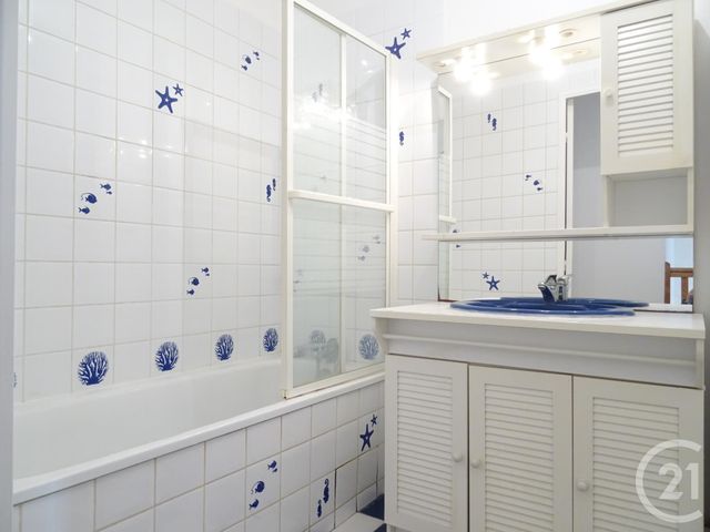 Maison &agrave; louer - 4 pi&egrave;ces - 84,29 m2 - Marseille - 13013 - PROVENCE-ALPES-COTE-D-AZUR