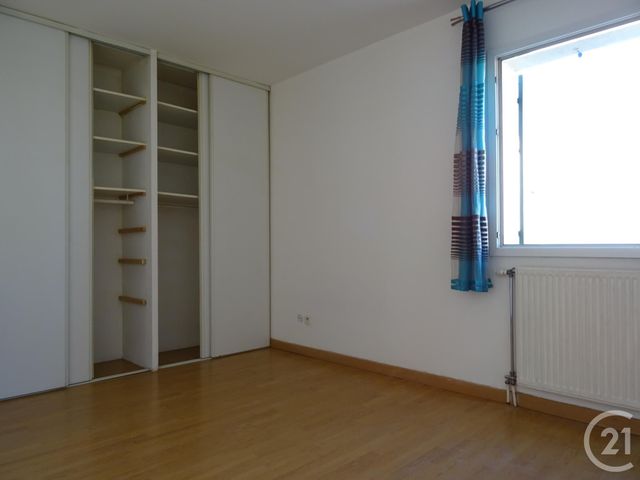 Maison &agrave; louer - 4 pi&egrave;ces - 84,29 m2 - Marseille - 13013 - PROVENCE-ALPES-COTE-D-AZUR