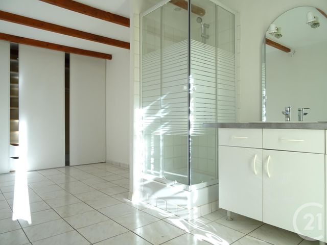 Maison &agrave; louer - 4 pi&egrave;ces - 84,29 m2 - Marseille - 13013 - PROVENCE-ALPES-COTE-D-AZUR