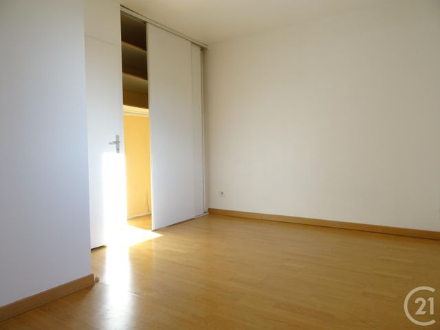 Maison &agrave; louer - 4 pi&egrave;ces - 84,29 m2 - Marseille - 13013 - PROVENCE-ALPES-COTE-D-AZUR