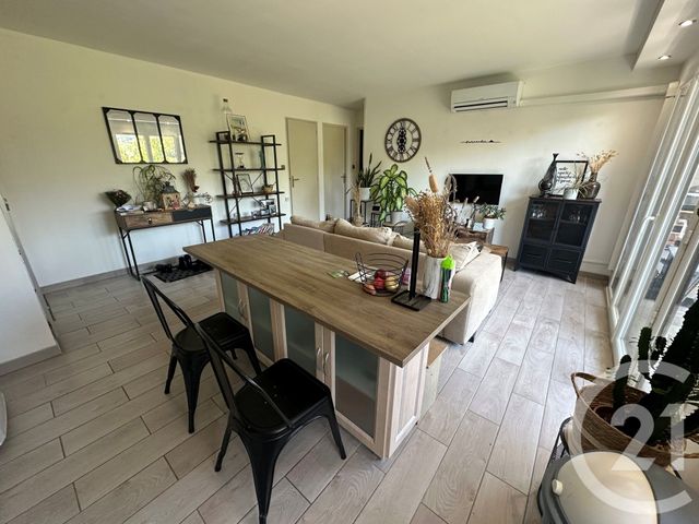 Appartement T2 &agrave; louer - 2 pi&egrave;ces - 43,26 m2 - Marseille - 13013 - PROVENCE-ALPES-COTE-D-AZUR