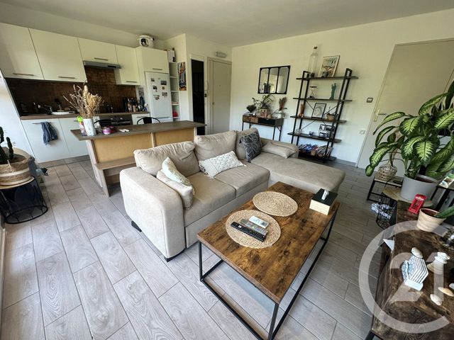 Appartement T2 &agrave; louer - 2 pi&egrave;ces - 43,26 m2 - Marseille - 13013 - PROVENCE-ALPES-COTE-D-AZUR