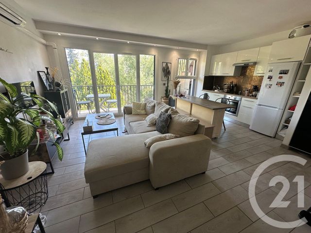 Appartement T2 &agrave; louer - 2 pi&egrave;ces - 43,26 m2 - Marseille - 13013 - PROVENCE-ALPES-COTE-D-AZUR